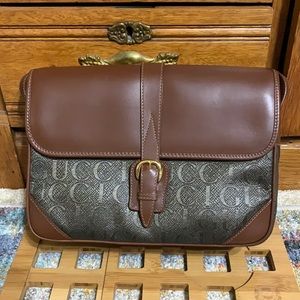 Authentic Gucci vintage piece crossbody